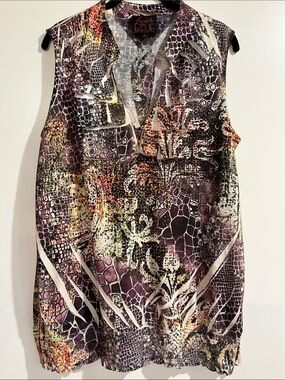 French Blue Women’s Sleeveless Printed Blouse in Multicolor